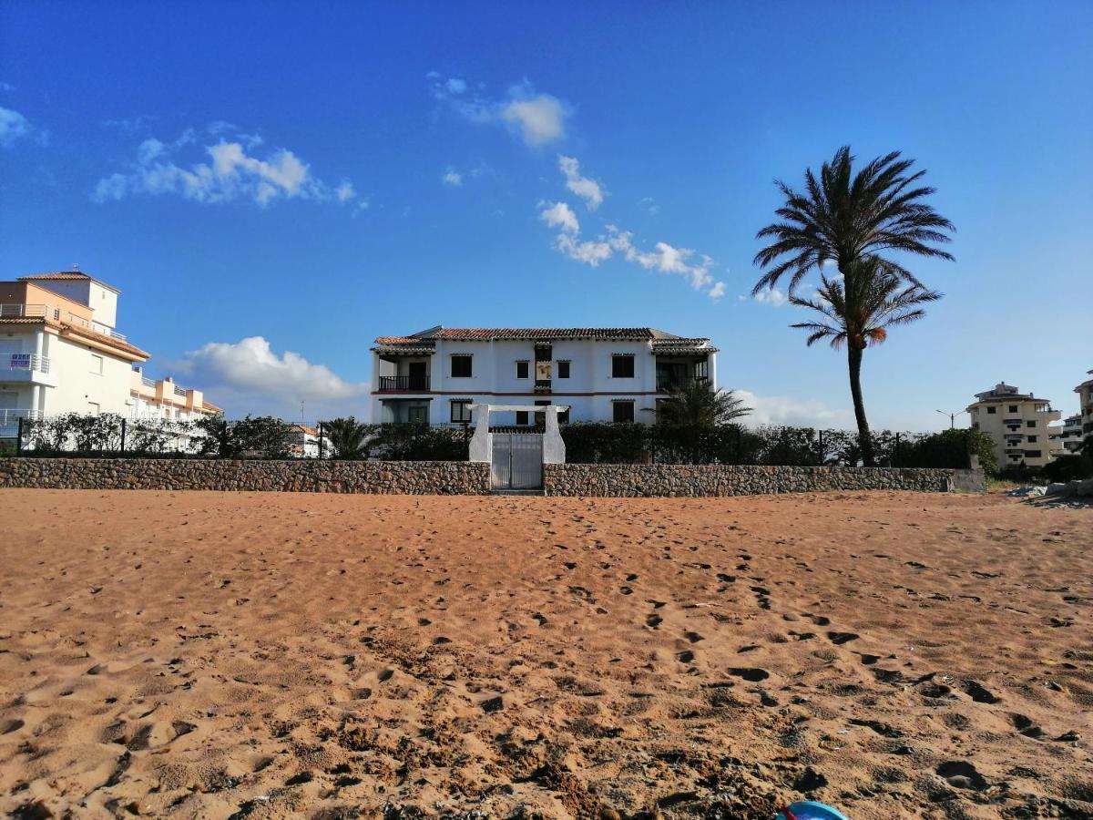 A Primera Linea De Playa Denia Bagian luar foto